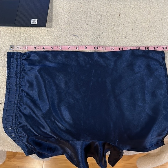Victoria’s Secret sleepwear shorts size medium women’s - Picture 7 of 7